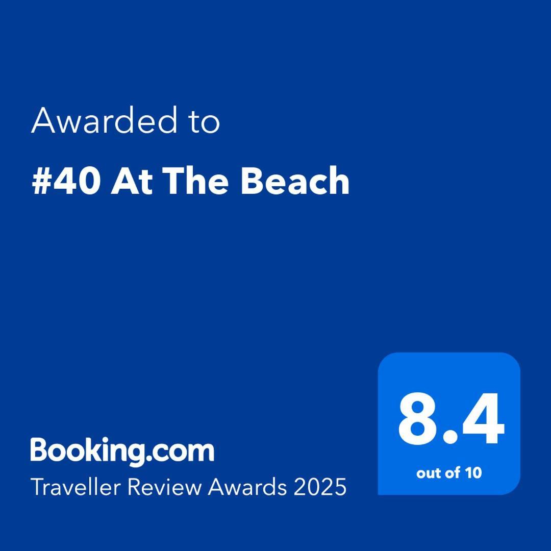 #40 At The Beach Waitarere Eksteriør bilde